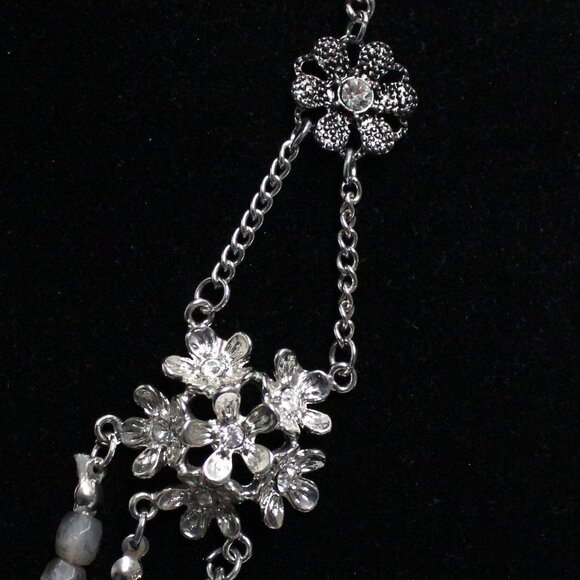 Silvertone 21 Inch Imitation Pearl Rhinestone Smoky Bead Multi Strand Necklace - Picture 4 of 12